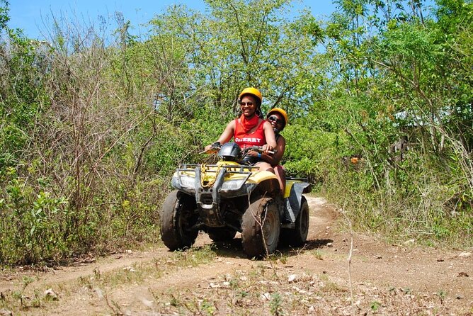 4-Hour Jeep and ATV Tour with Snorkel in Cozumel with Lunch - Beach club lunch by the sea: included comfort without extra planning