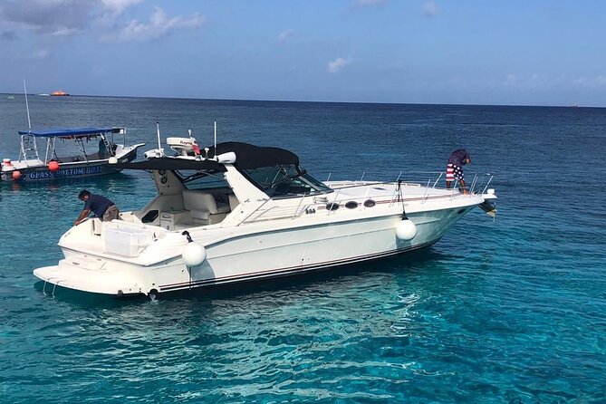5 Hr Private Catamaran Cruise with lunch and drinks to 15-20 ppl - Choosing the route: Cielo, south beach time, or Passion Island