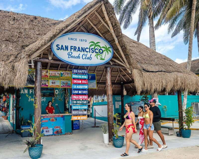 Cozumel: Best Day Pass at San Francisco Fun Beach Club - Food and drinks: what’s included (and what isn’t)