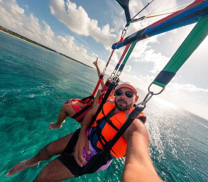 Cozumel: Best Parasailing Experience + Locker - Meeting Fabian Mendoza Miranda: The Fastest Way to Start