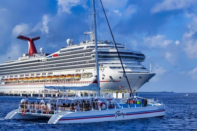 Cozumel Catamaran Experience with Snorkeling & Beach Club - Crew Energy and Service: The Part That Makes It Feel Personal