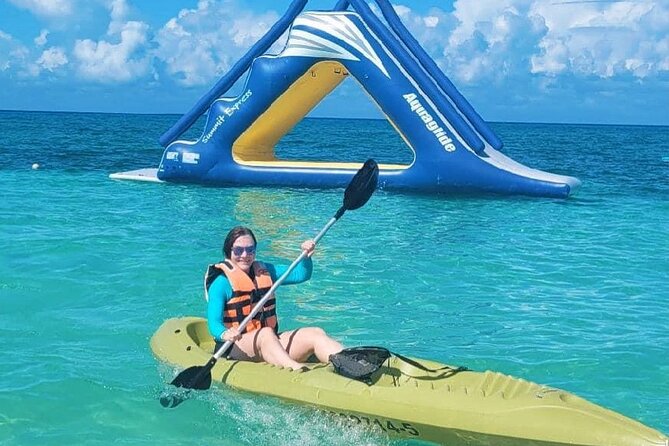 Cozumel Catamaran Fun: Snorkeling, Open Bar & Water Park - Stop 1: That Short Ferry Leg Before the Main Catamaran Time