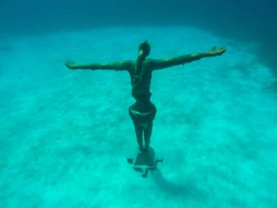 Cozumel: Chankanaab Park Admission+ Snorkel+ Welcome drink - Snorkeling with included gear and a 3-hour rhythm
