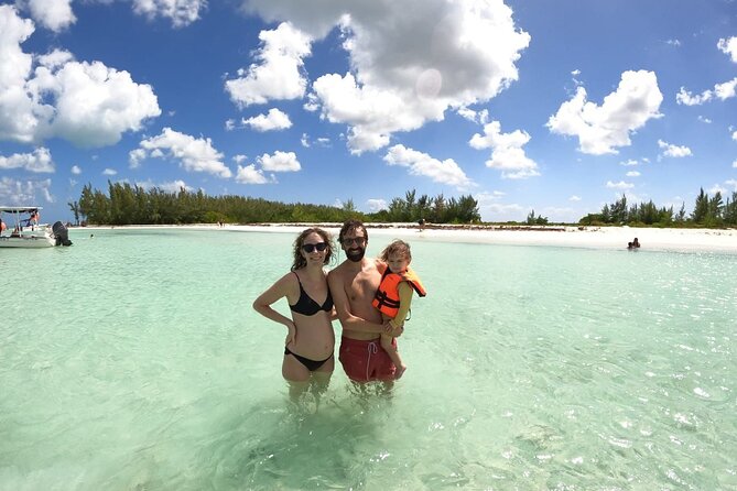 Cozumel: Snorkeling to El Cielo & Cielito with drinks & Snack - Cielito: drinks, snacks, and stingrays nearby