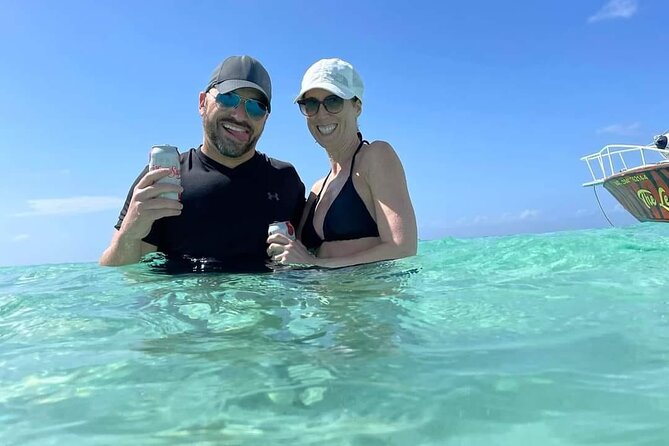 Get to know heaven on earth with Chivis del mar private - Palancar Reef Herradura: coral formations and wildlife moments