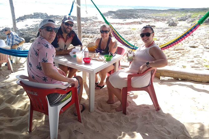 Private Tacos and Bar Hopping Tour in Cozumel - Playa Publica San Martín: short photo time, big-view rewards