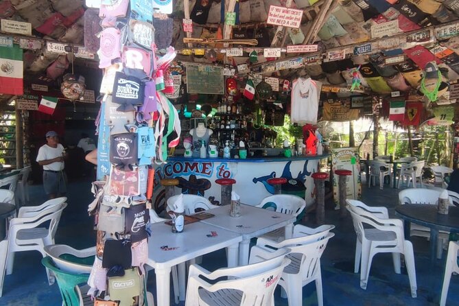 Private Tacos and Bar Hopping Tour in Cozumel - Mangalitos cantina: live music and a solid end to the night