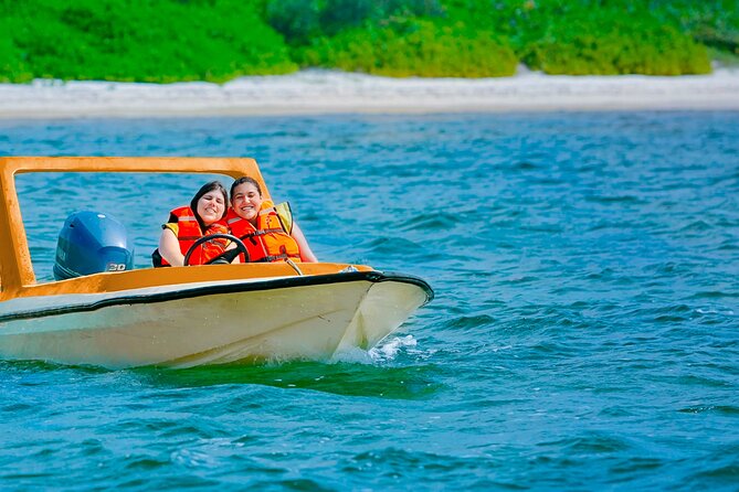 Speed Boat Snorkeling and Beach in Cozumel - Barracuda Beach Club: your Cozumel starting point