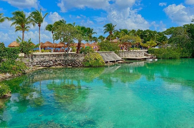 The Perfect Day in Chankanaab Park Cozumel - The archaeological Mayan site stop: why it’s worth the detour