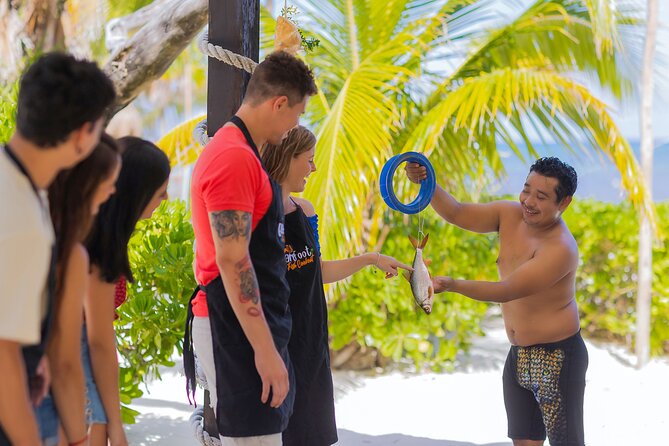 Tikinxic Barefoot Fish Guided Cookout Experience in Cozumel - Open Bar on a Beach Club Timeline: Margaritas, Water, and Relaxing