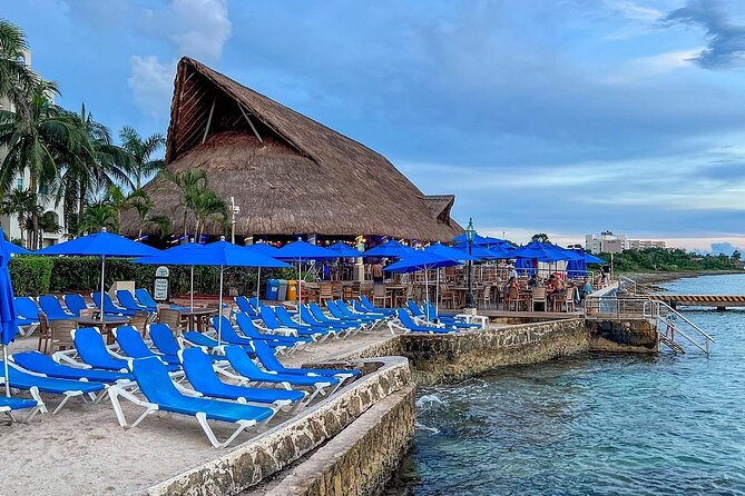 Unlimited Beach Break at The Famous Money Bar Cozumel - Food and drinks: welcome drink included, restaurant meals cost extra
